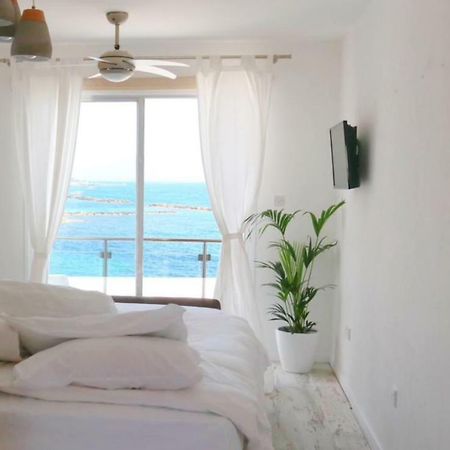Nomasuites - Sea Studio Paphos Eksteriør billede